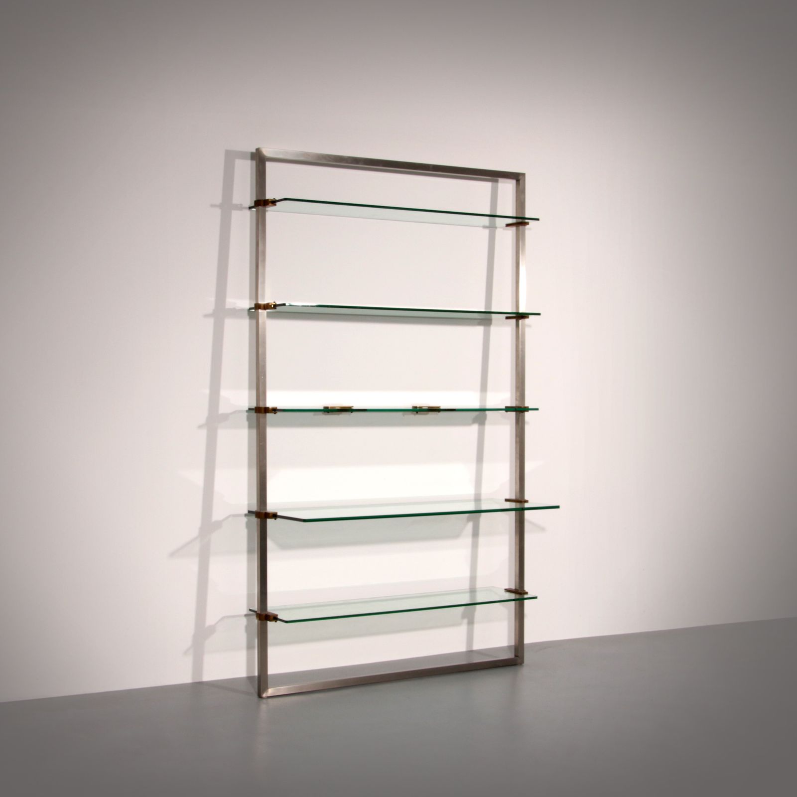 Peter Ghyczy 1970 Corner Cabinet – Iconic Stainless Steel And Brass Model R16 photo furniture