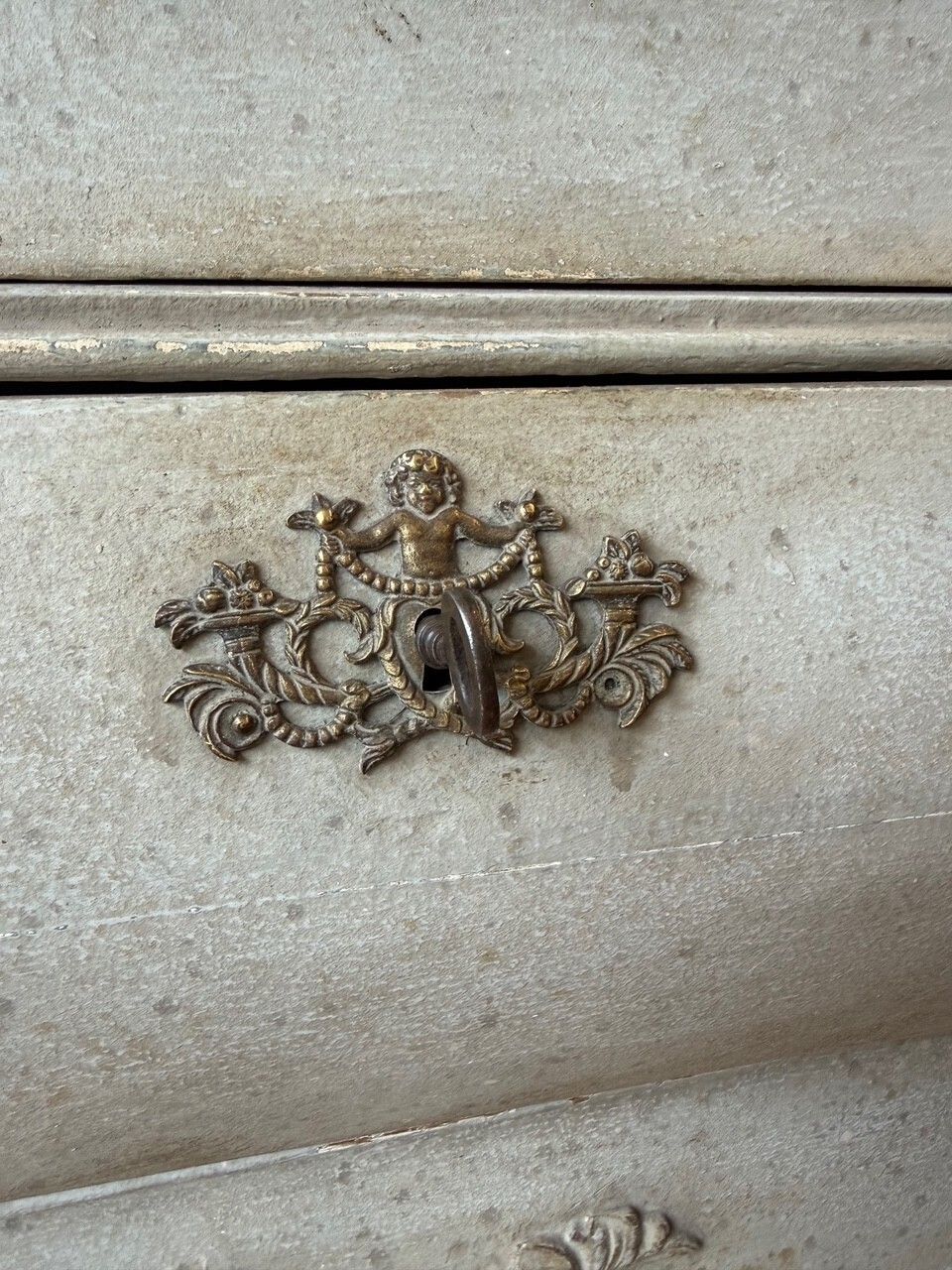 Dutch 18th Century Bombe Chest photo Furniture