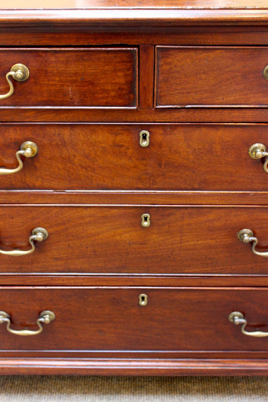A Good 18thc. Mahogany Chest Of Drawers photo 1500.0
