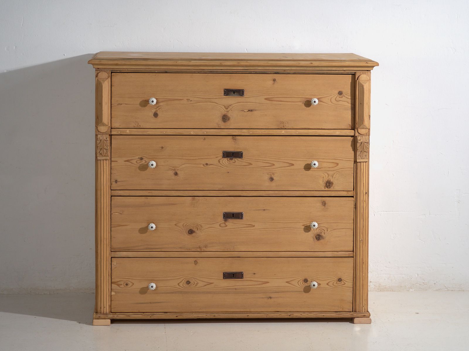 Tall Central European Chest Of Four Drawers In Washed Pine – Central Europe, Circa 1900 photo vinterior