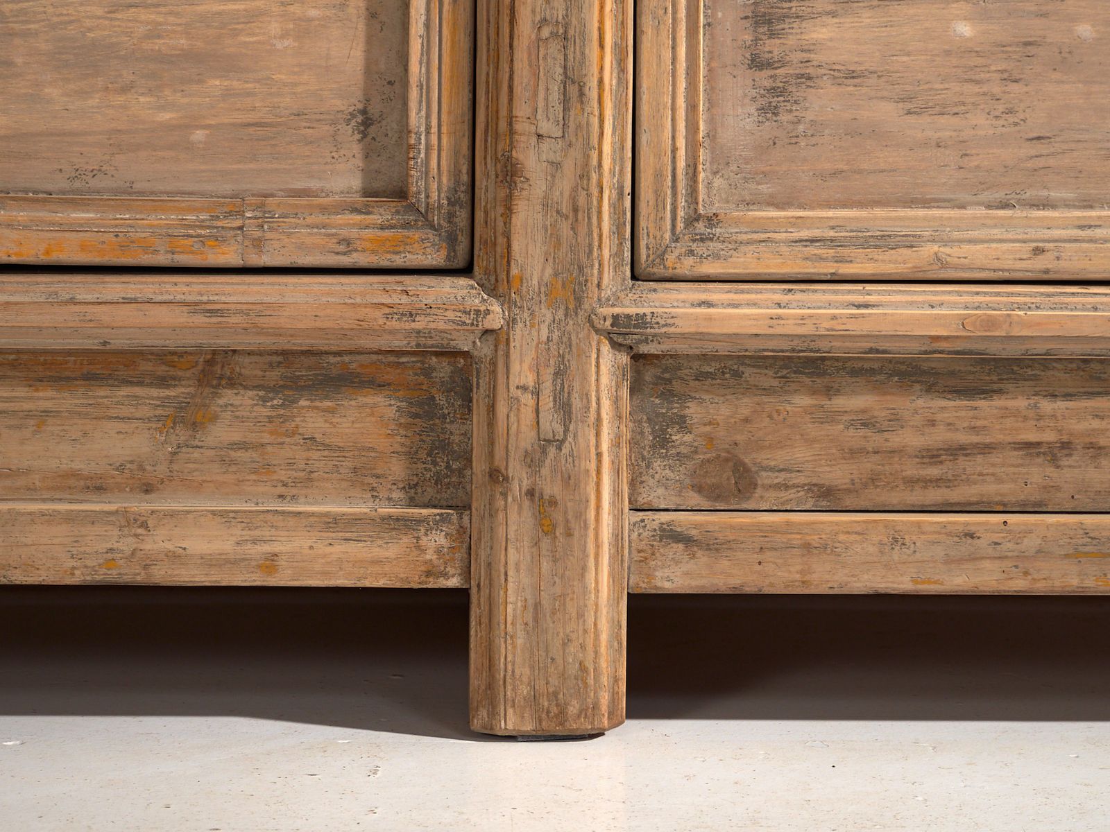 photo furniture Large Chinese Sideboard In Carved Pine – China, Circa 1930