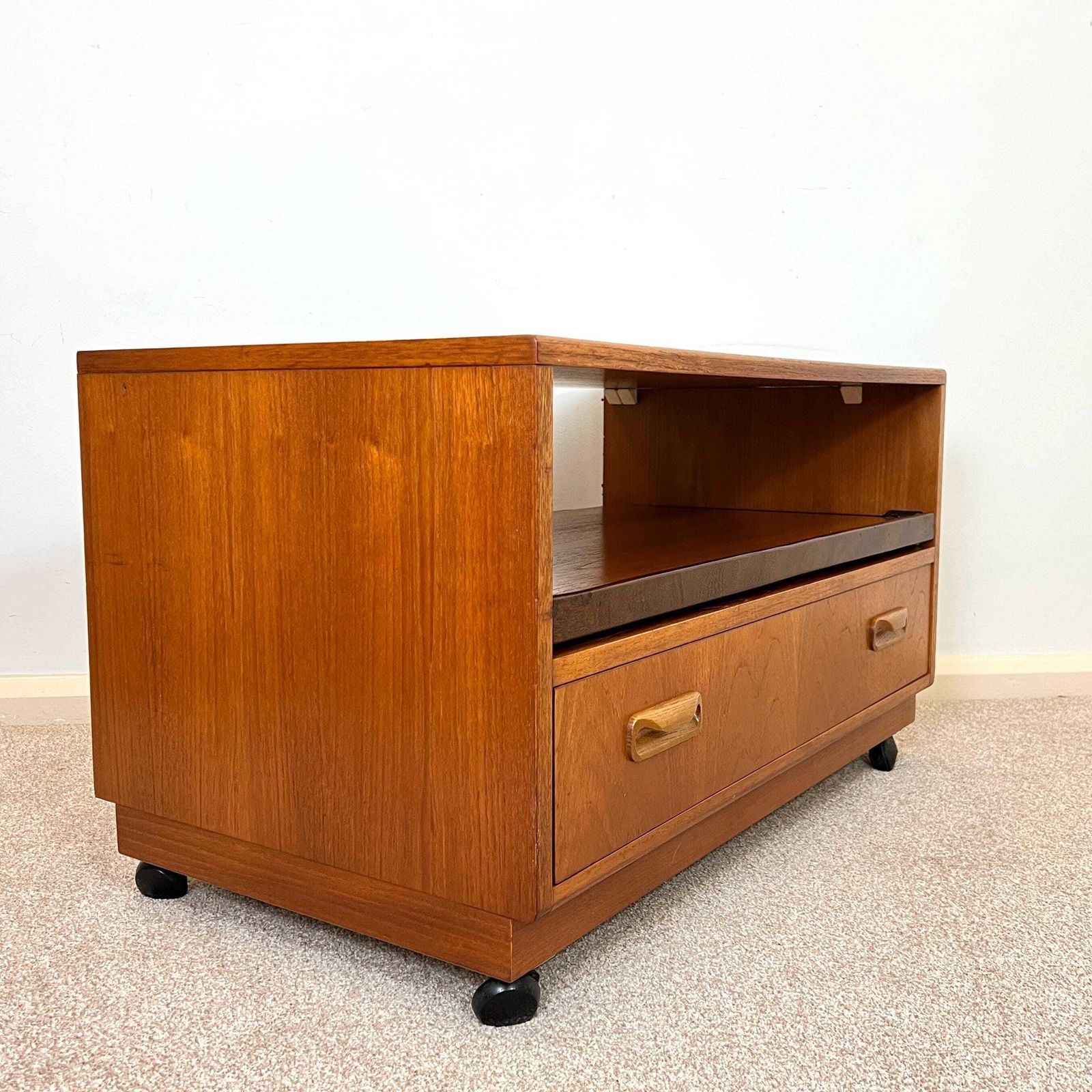 G Plan Mid Century Teak Media Unit , Tv Trolley With Storage photo 325.0
