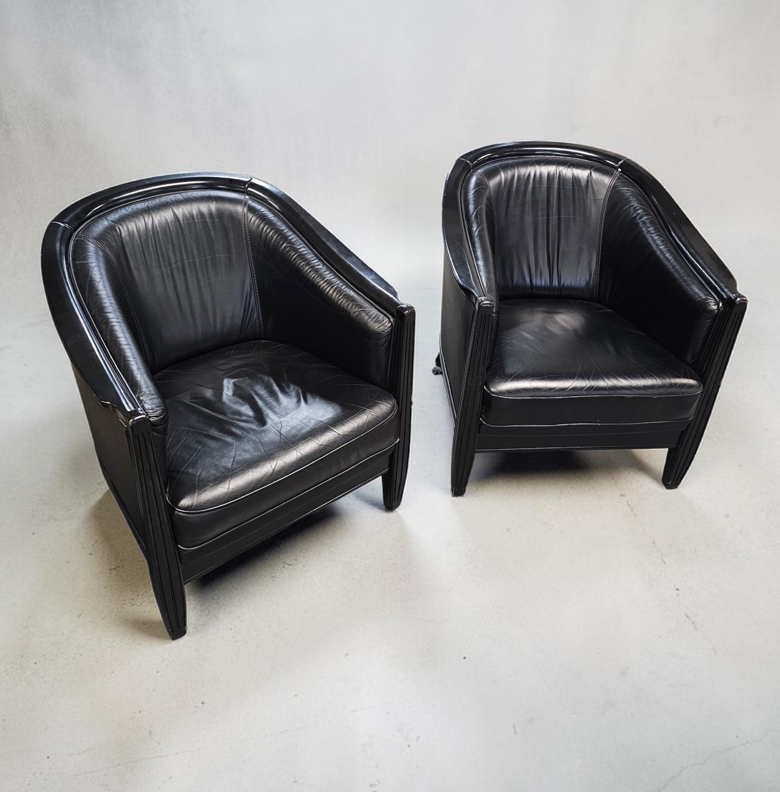 2 X Black Leather Armchair By Giorgetti 1980s / Good Condition Height 76
