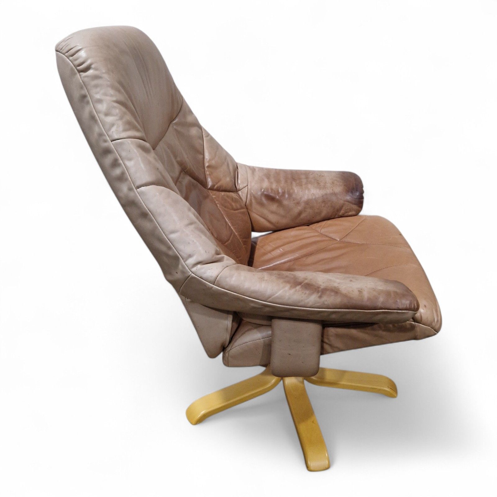 Vintage Leather Swivel Recliner Easy Chair Mid Century Style Armchair Tan Brown photo vintage