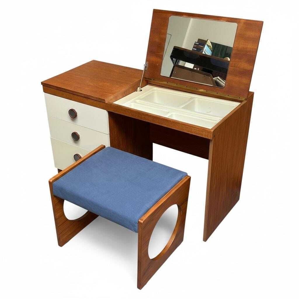 Mid Century Uniflex “F Range” Teak Dressing Table, C.1960s (With Original Advert) photo vinterior