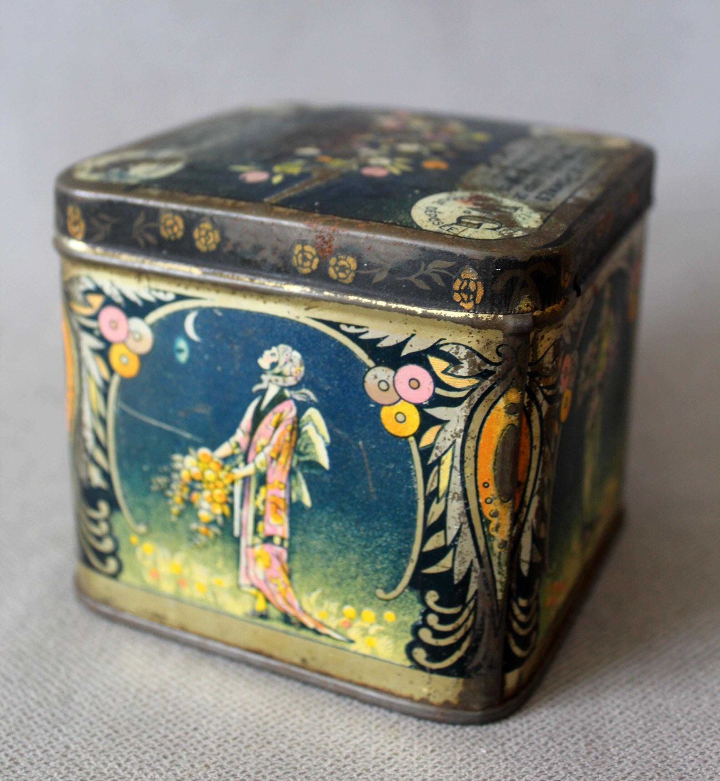 Rare Antique 1900s Apple Syrup Tin Wg, Art Nouveau Japanese Aesthectic Fashion Dresses, Tin Metal Box, Belgium French Dutch, Square photo 84.0