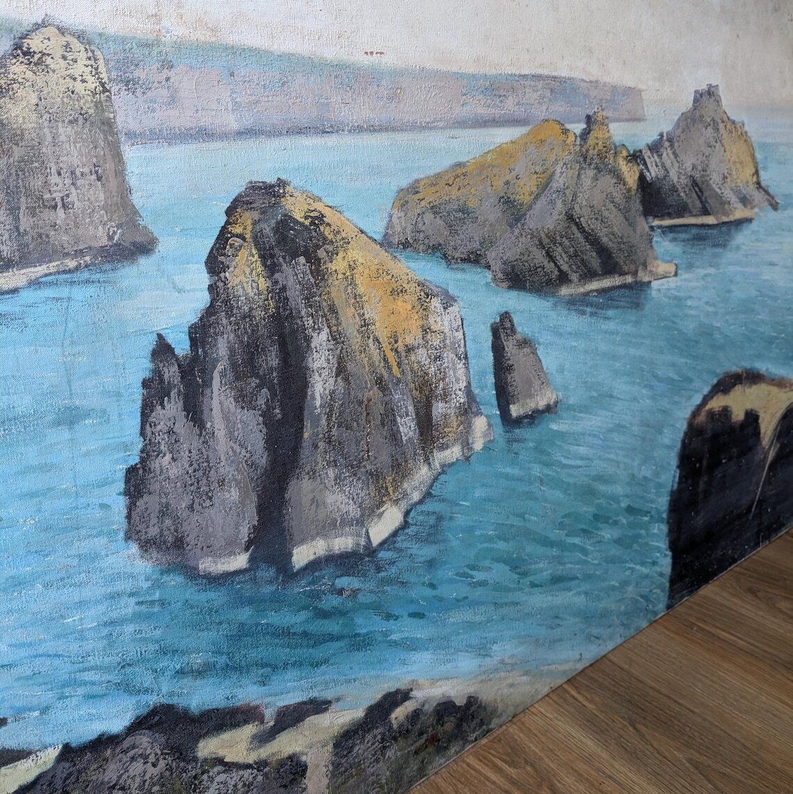 Large Vintage Oil Painting Of Kynance Cove Cornwall. photo vintage