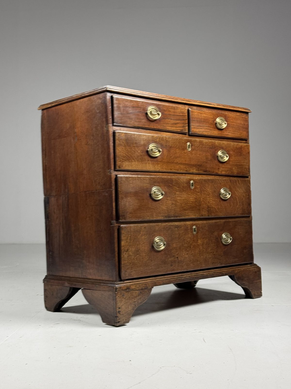 1041.0 English Chest Of Drawers Ca. 1780 Antique photo