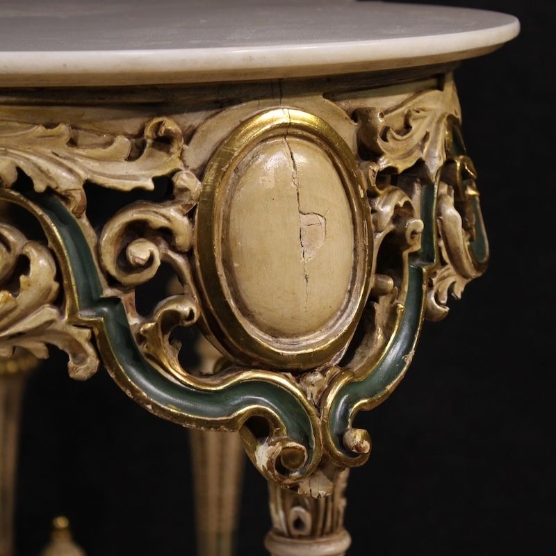 Console italienne laquée et dorée de style éclectique, XXe siècle photo vinterior