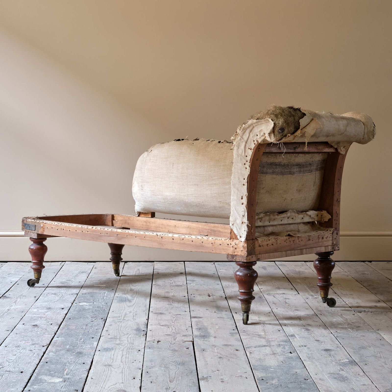Mid 19th Century Chaise Longue Attributed To Holland & Sons photo vintage