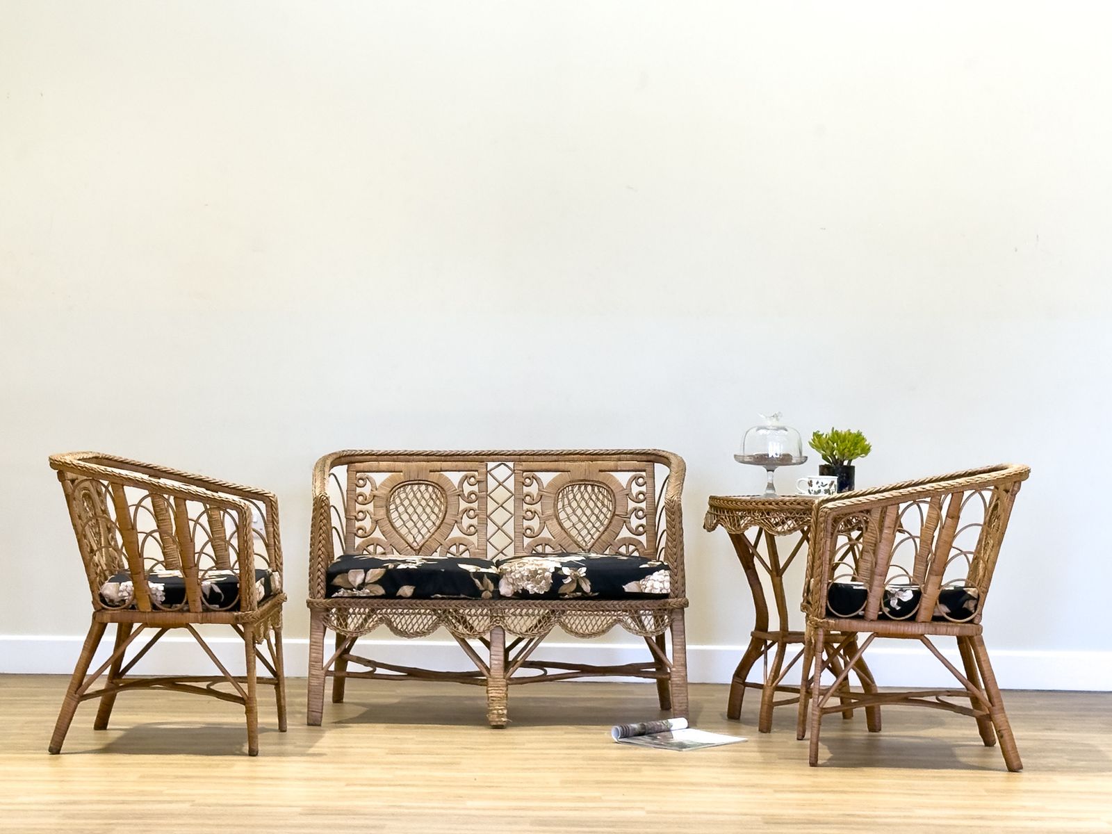 Late 19th–Early 20th Century French Wicker Conservatory Set With Heart Shaped Backs And Glass Top Table