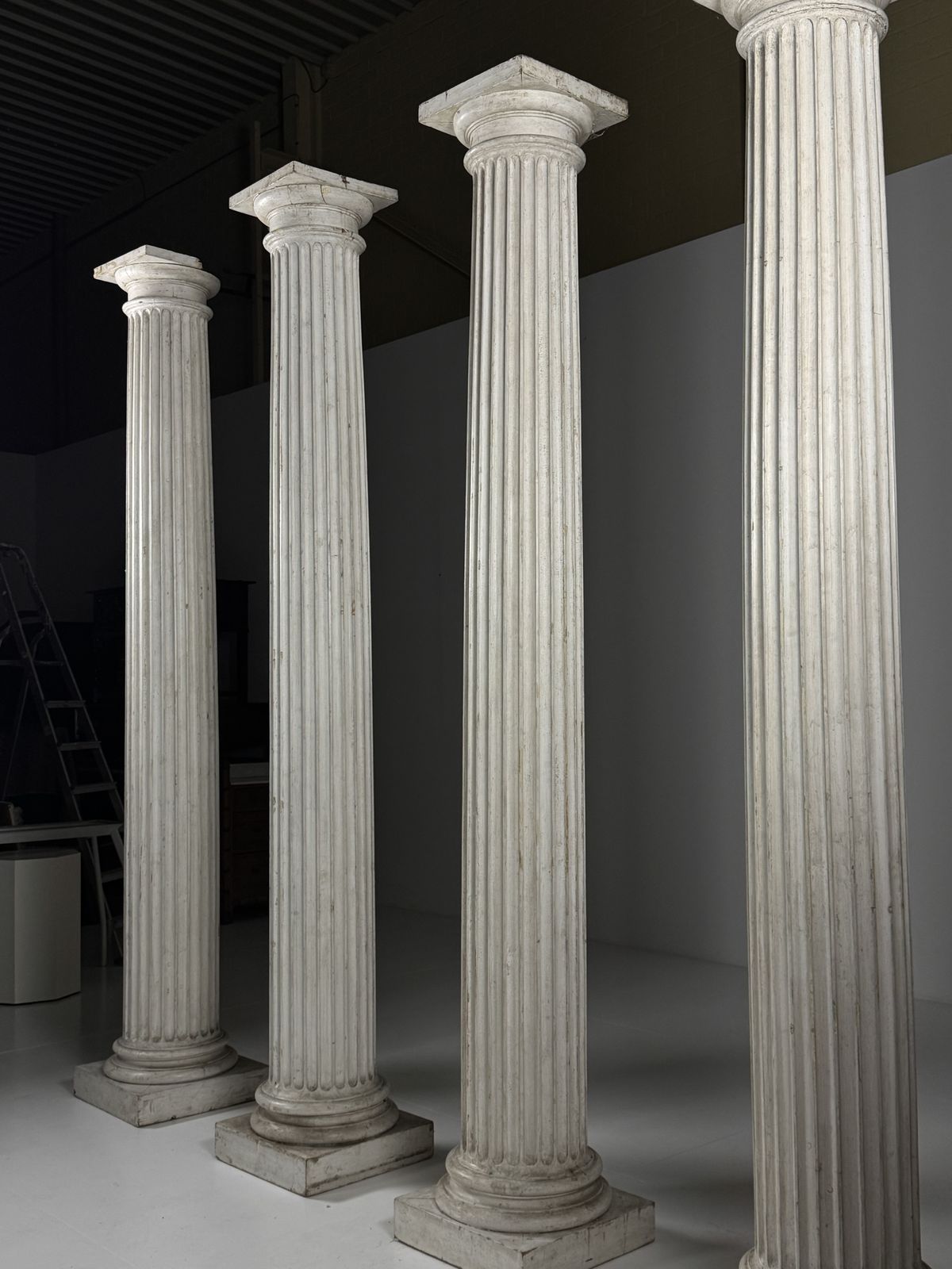 Set Of 4 Neoclassical Columns 272cm photo 5108.0