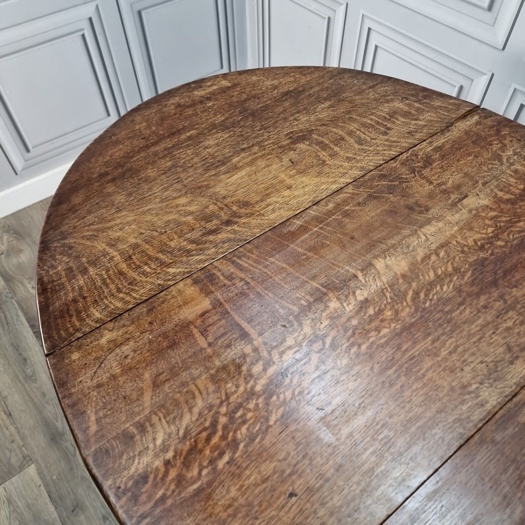 photo vintage Antique Oak Gateleg Table Barley Twist Drop Leaf Dining Wooden Vintage Retro