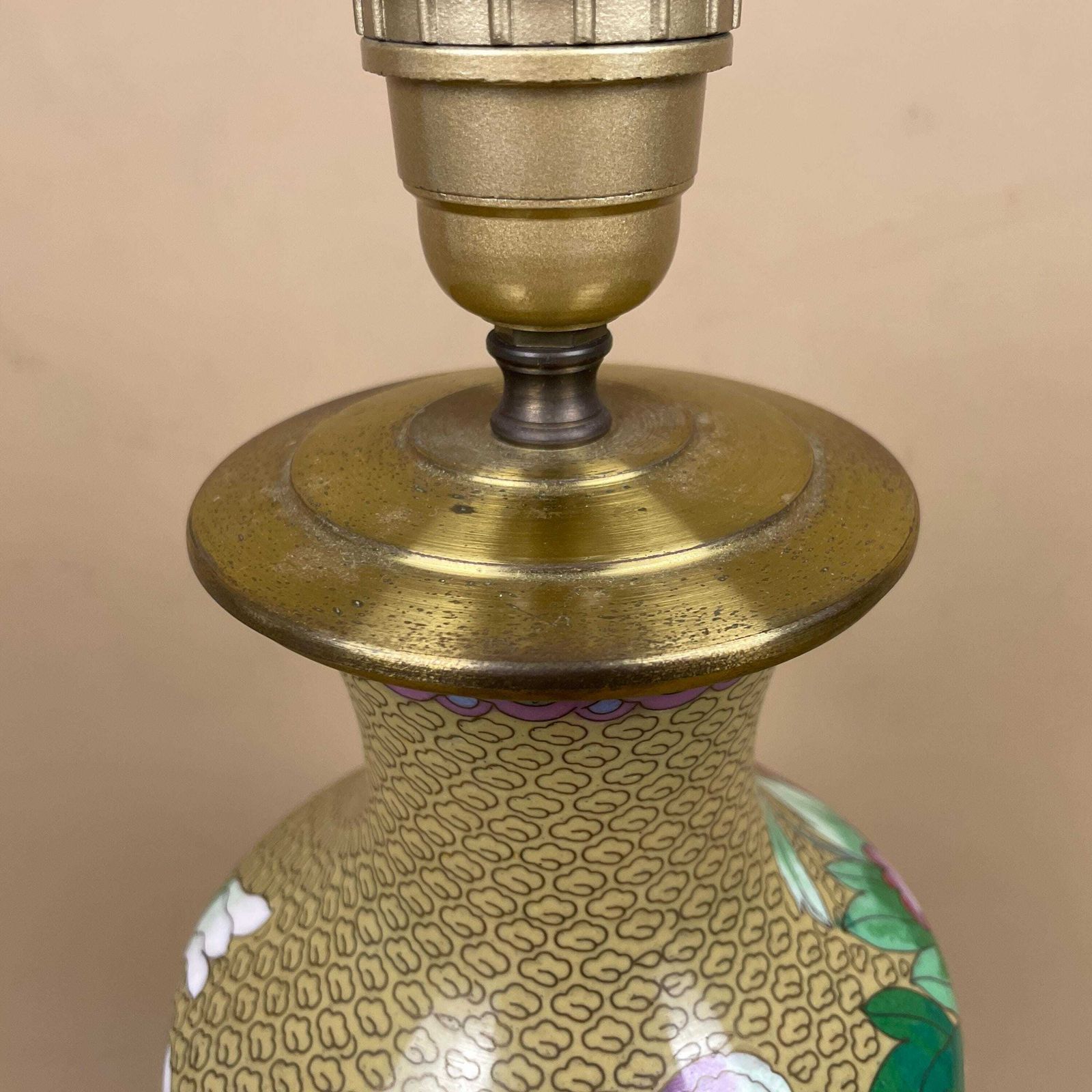 photo furniture Oriental Cloisonne Lamp Gold Green Vase Hand Crafted Floral Light Table Brass Gold Chinoiserie Chinese Ornate Pattern Wood Base Flowers