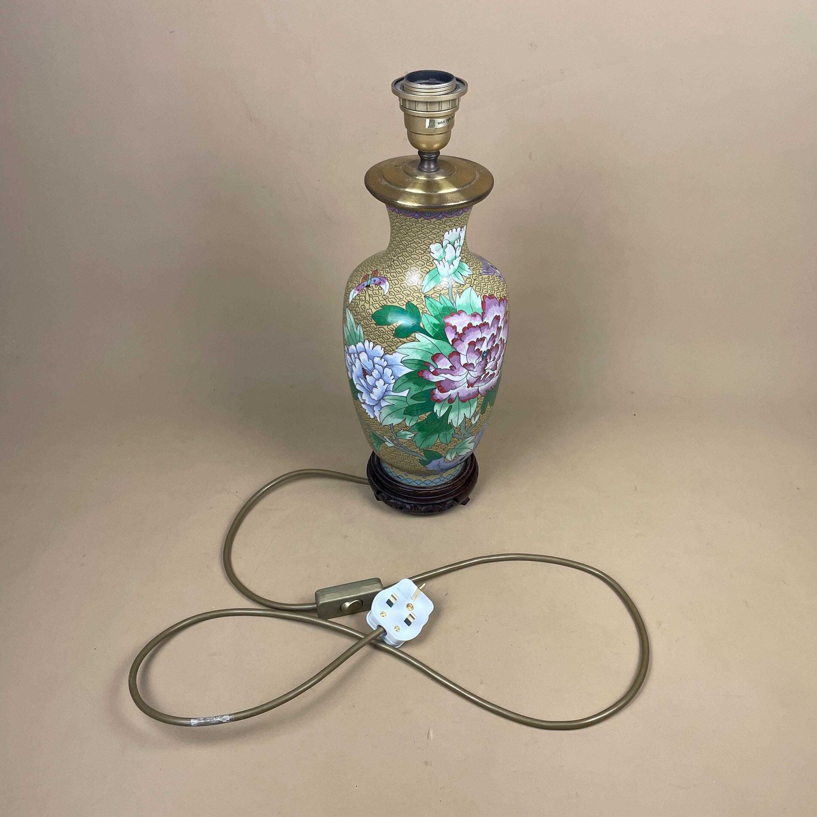 photo buy Oriental Cloisonne Lamp Gold Green Vase Hand Crafted Floral Light Table Brass Gold Chinoiserie Chinese Ornate Pattern Wood Base Flowers