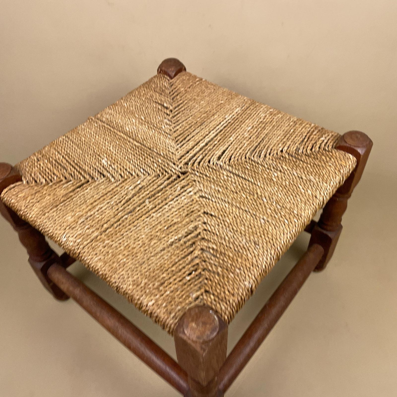 Antique Wooden Foot Stool Woven String Wood Cottage Furniture Square Brown Hallway Seat 28x33x33cm Footstool Bench Natural Rush Seat photo 65.0
