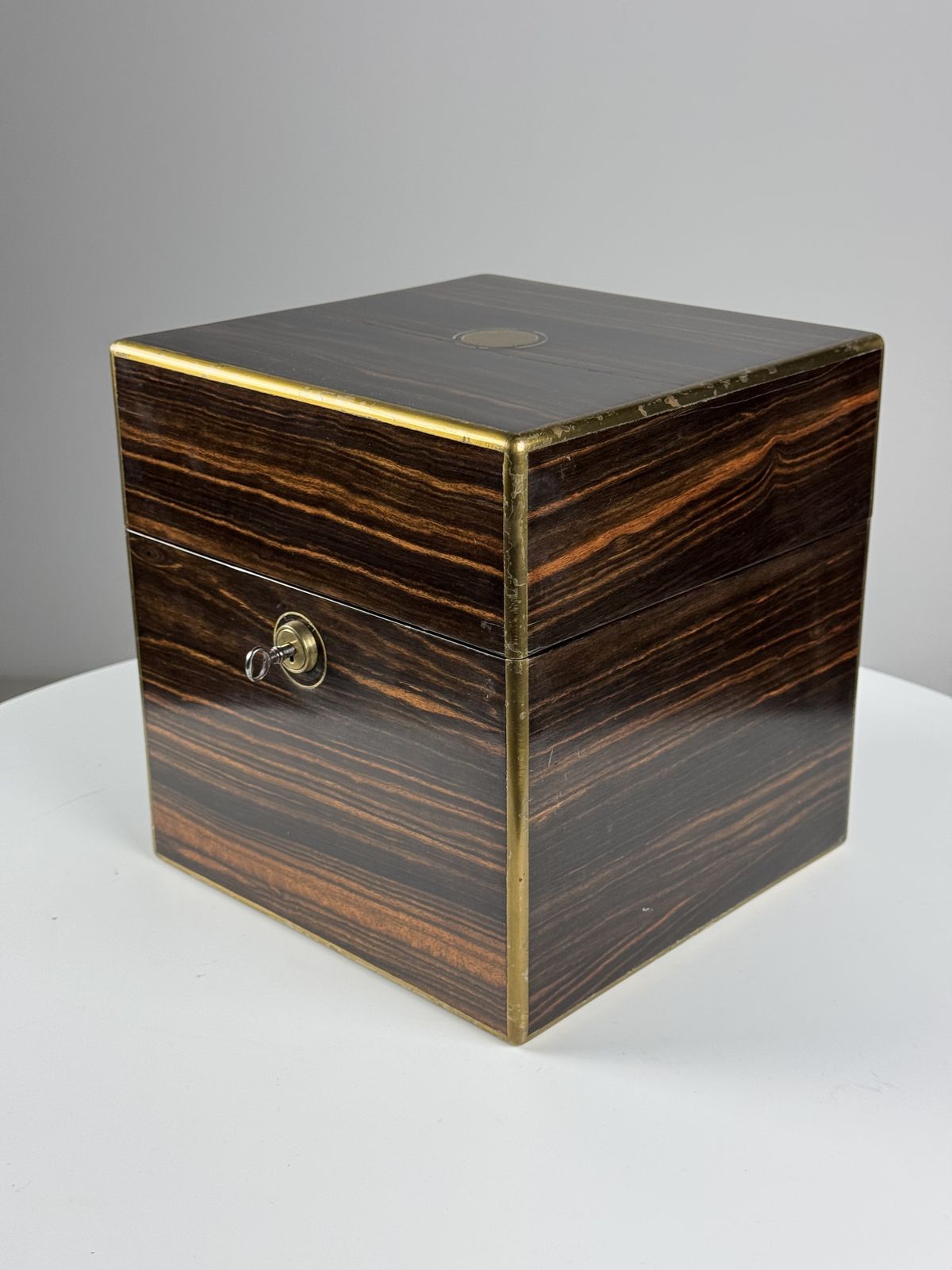 Decanter Box 19th Century, 1800s photo furniture