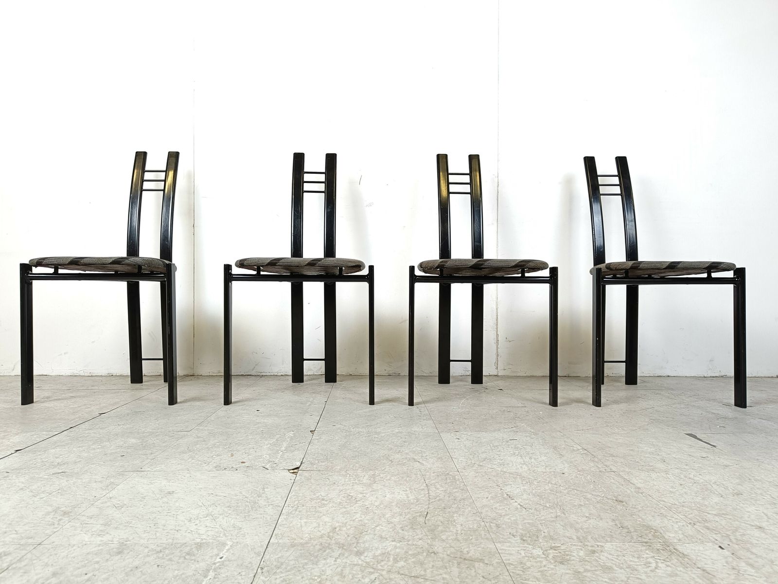 Post Modern Dining Chairs, 1980s Set Of 4 photo 650.0