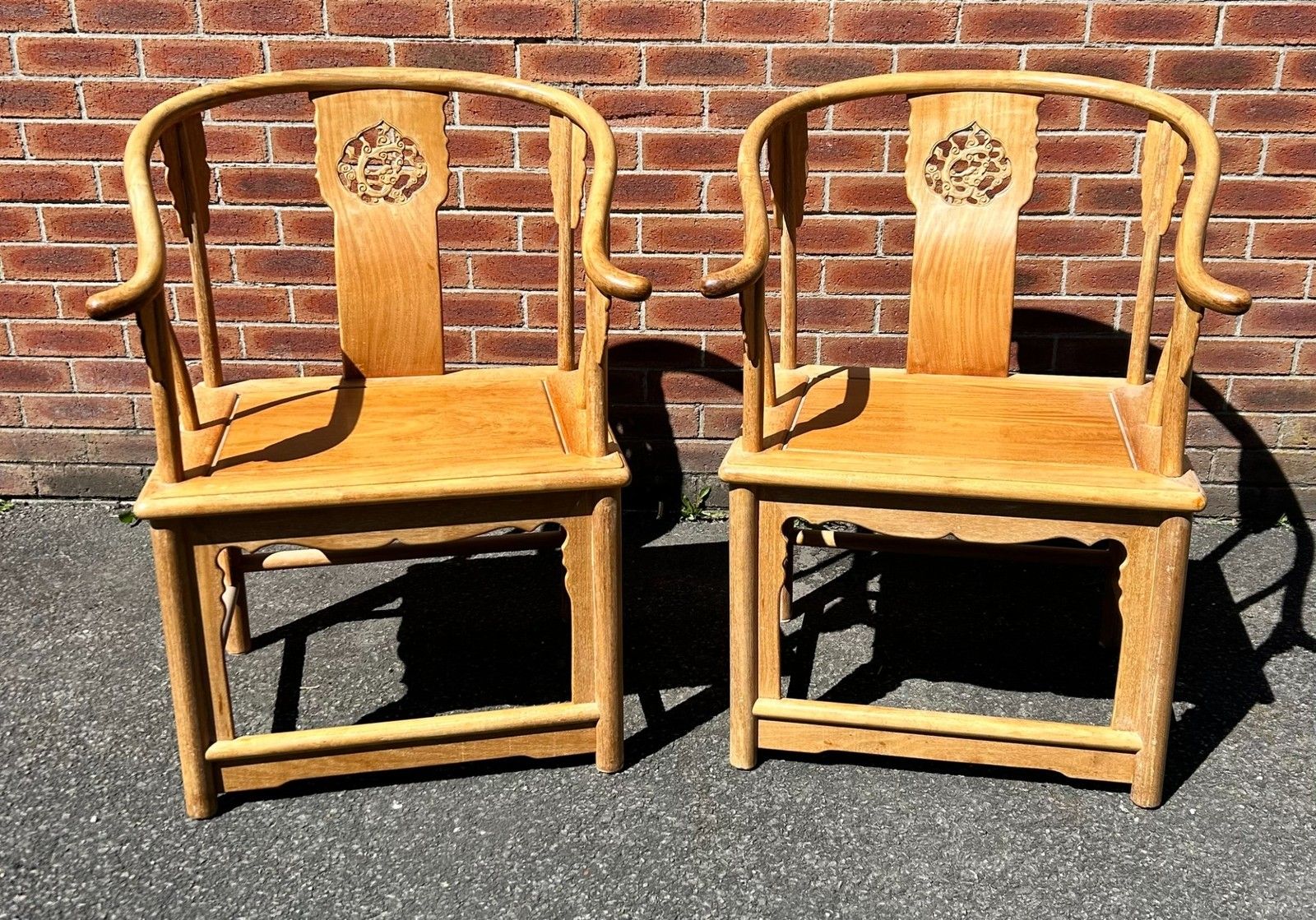 Pair Of Quality Ming Style Chinese Oriental Elm Wishbone Bentwood Arm Chairs photo furniture