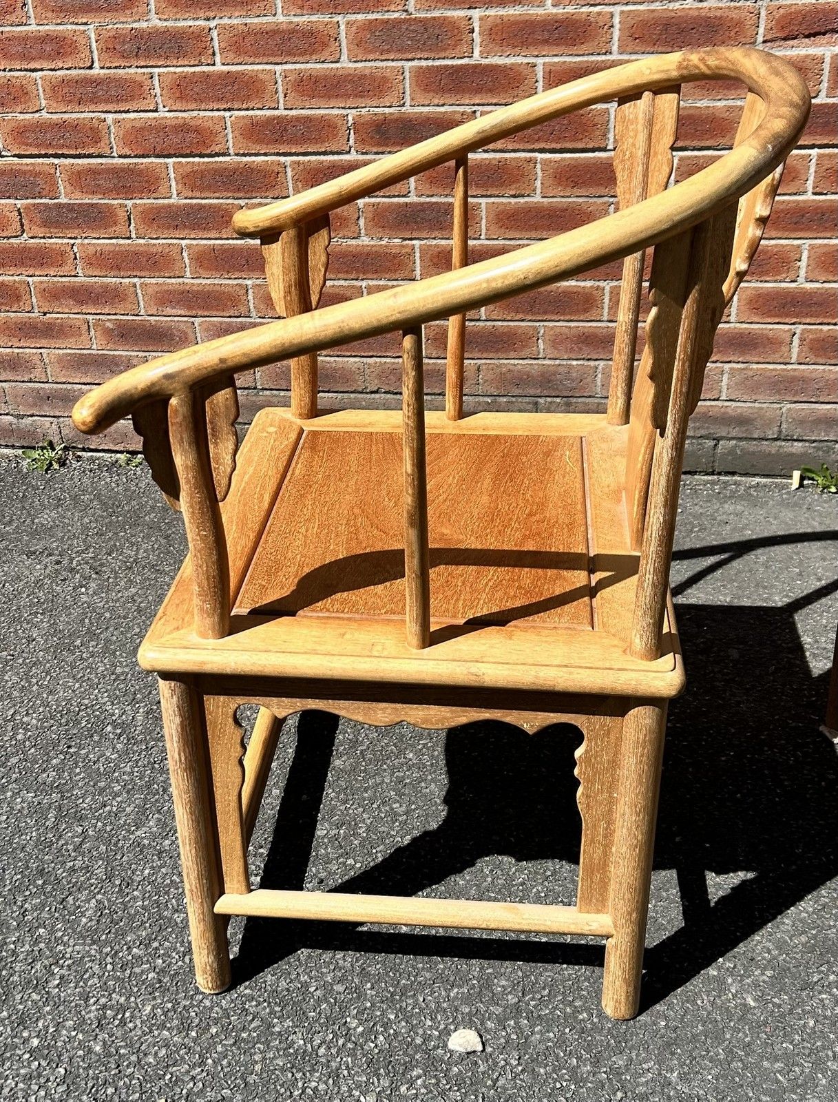 175.0 Pair Of Quality Ming Style Chinese Oriental Elm Wishbone Bentwood Arm Chairs photo
