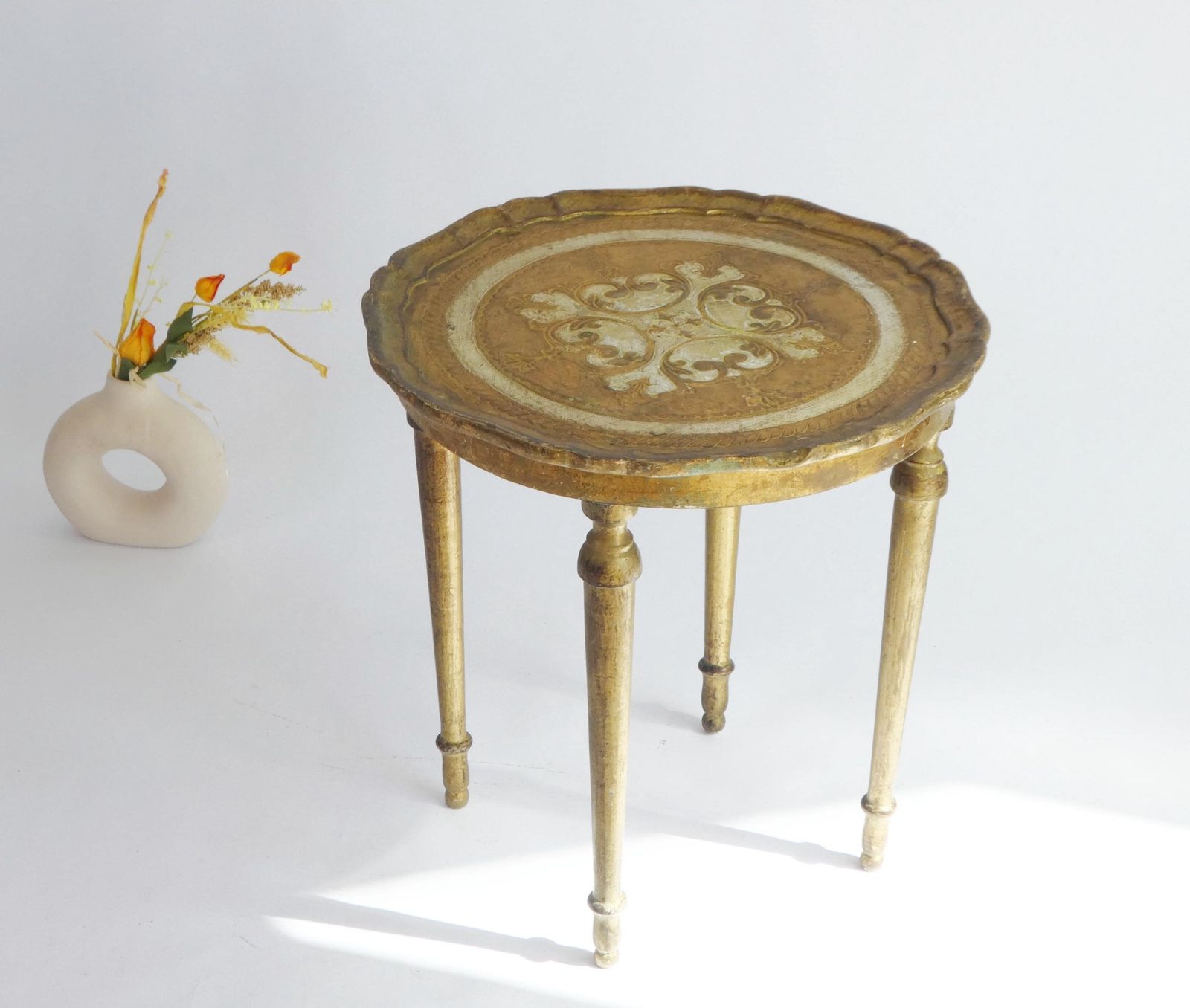 Round Mid Century Italian Florentine Side Table, Golden And White Wooden Entryway Table, Plant Stand Hollywood Regency