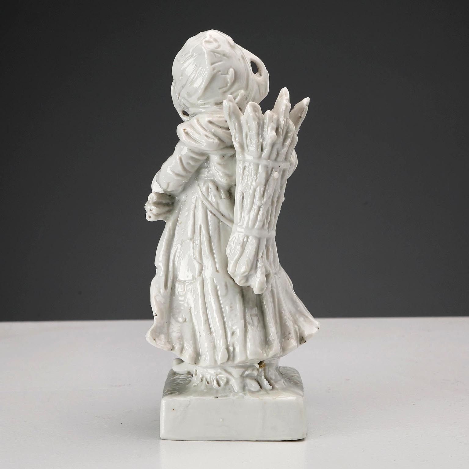 Antique Porcelain Figurine Capodimonte Italy XIX Century photo 80.0