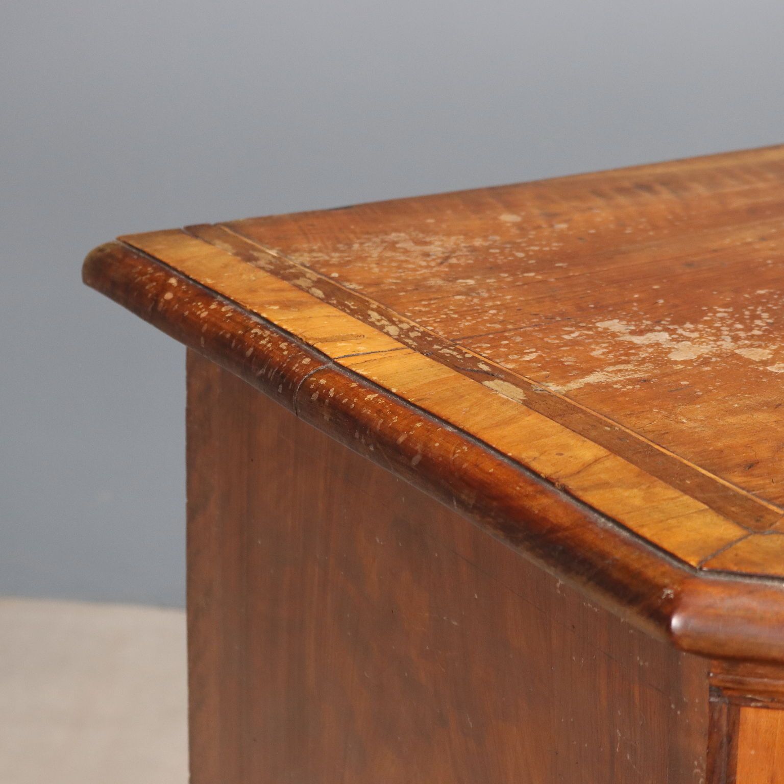 Chest Of Drawers Baroque Walnut 4 Drawers XVIII Century photo 1750.0