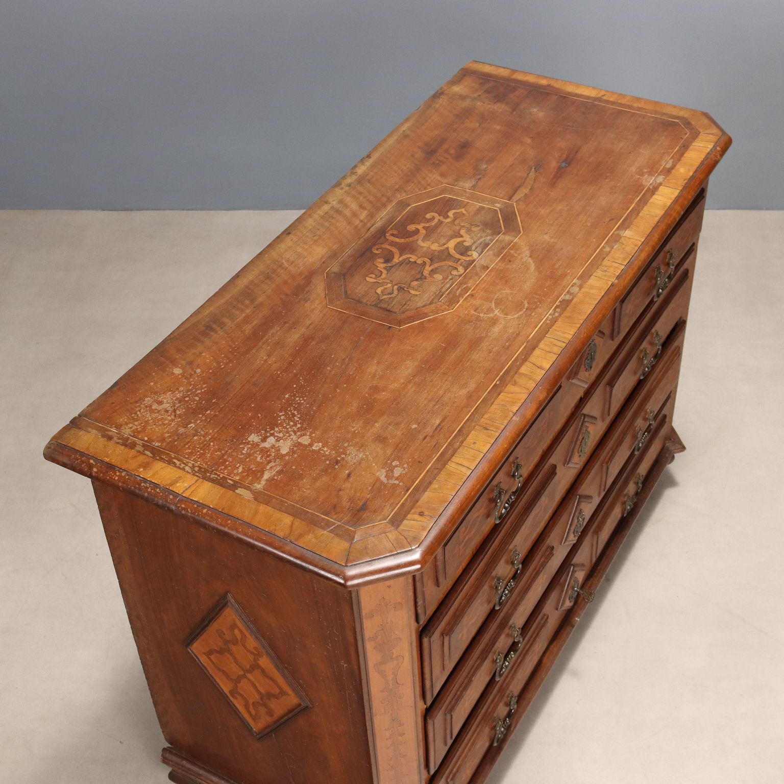 Furniture Chest Of Drawers Baroque Walnut 4 Drawers XVIII Century photo