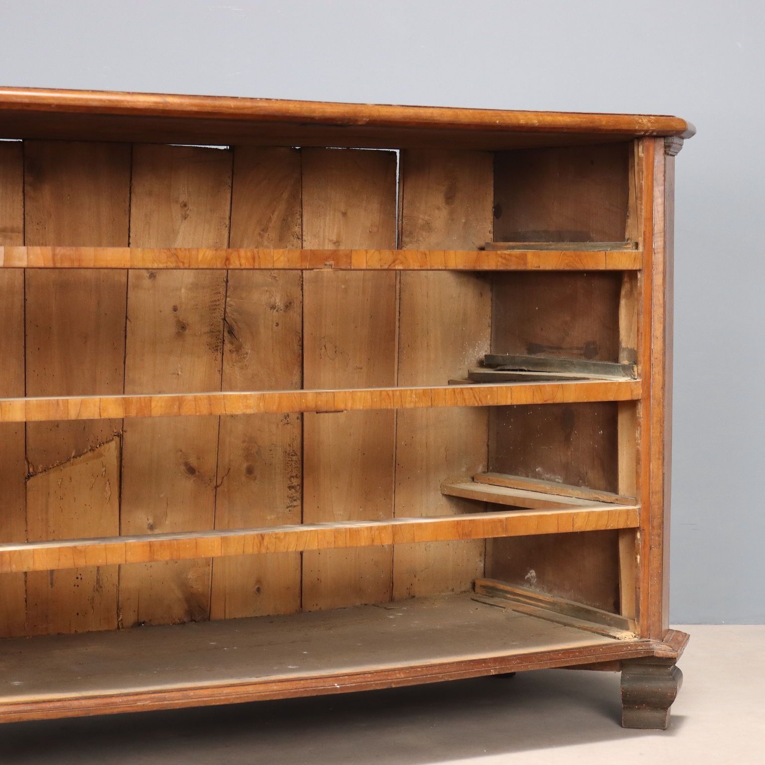 1750.0 Chest Of Drawers Baroque Walnut 4 Drawers XVIII Century photo