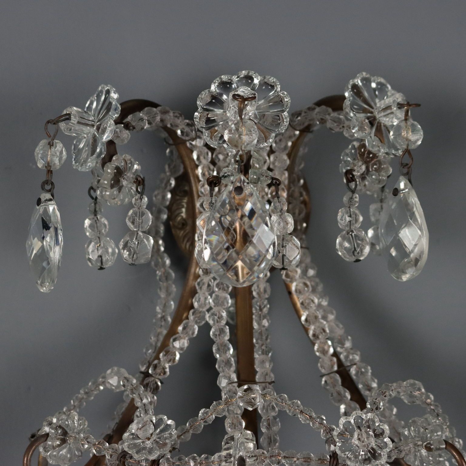 Appliques murales d'époque en métal bruni et verre, Italie, XXe siècle photo vinterior
