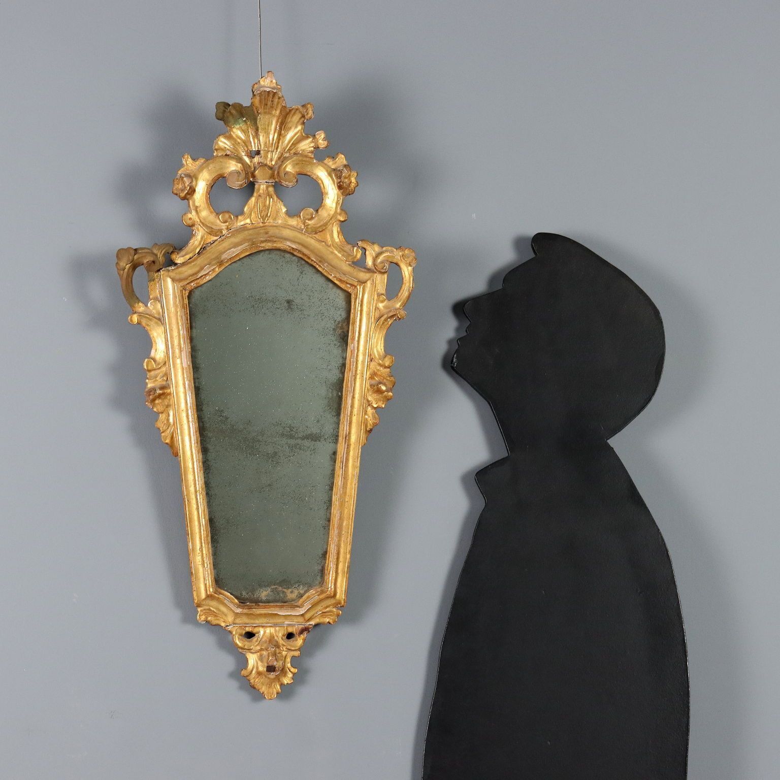 Miroirs d'époque en bois sculpté et doré, France, XVIIIe siècle photo furniture
