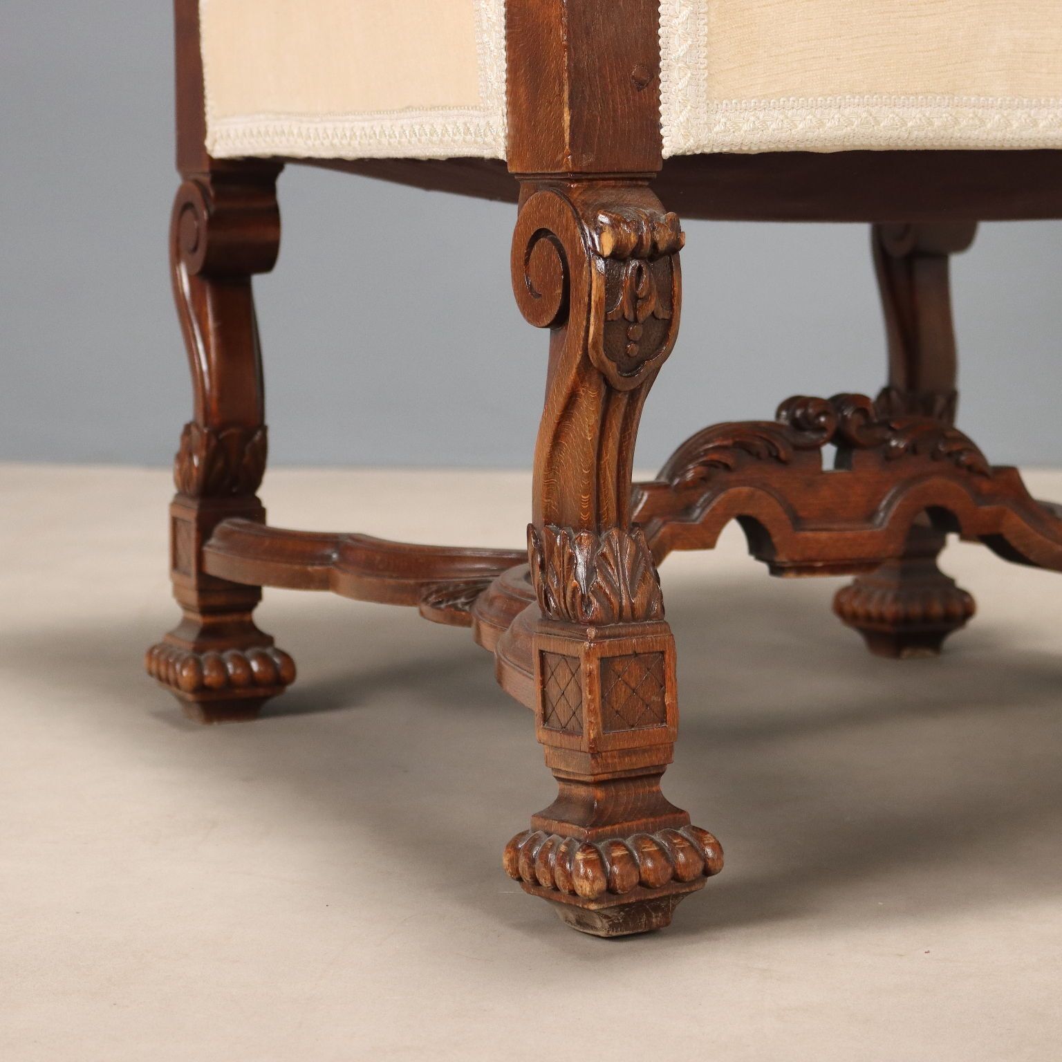 Fauteuil Neo Barok Walnootkleurig Gebeitst Beuken 20e Eeuw photo vinterior