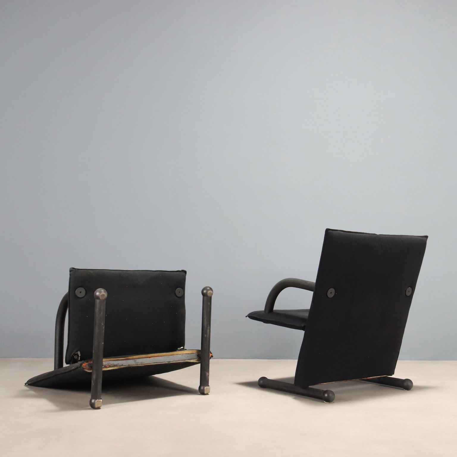 photo furniture Artflex T Line fauteuils, design Burkhard Vogtherr, leer, Italië, jaren 1980