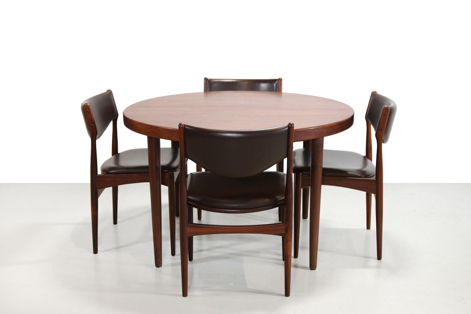 Set Of Four Johannes Andersen Dining Chairs In Rosewood With Brown Leather photo Furniture
