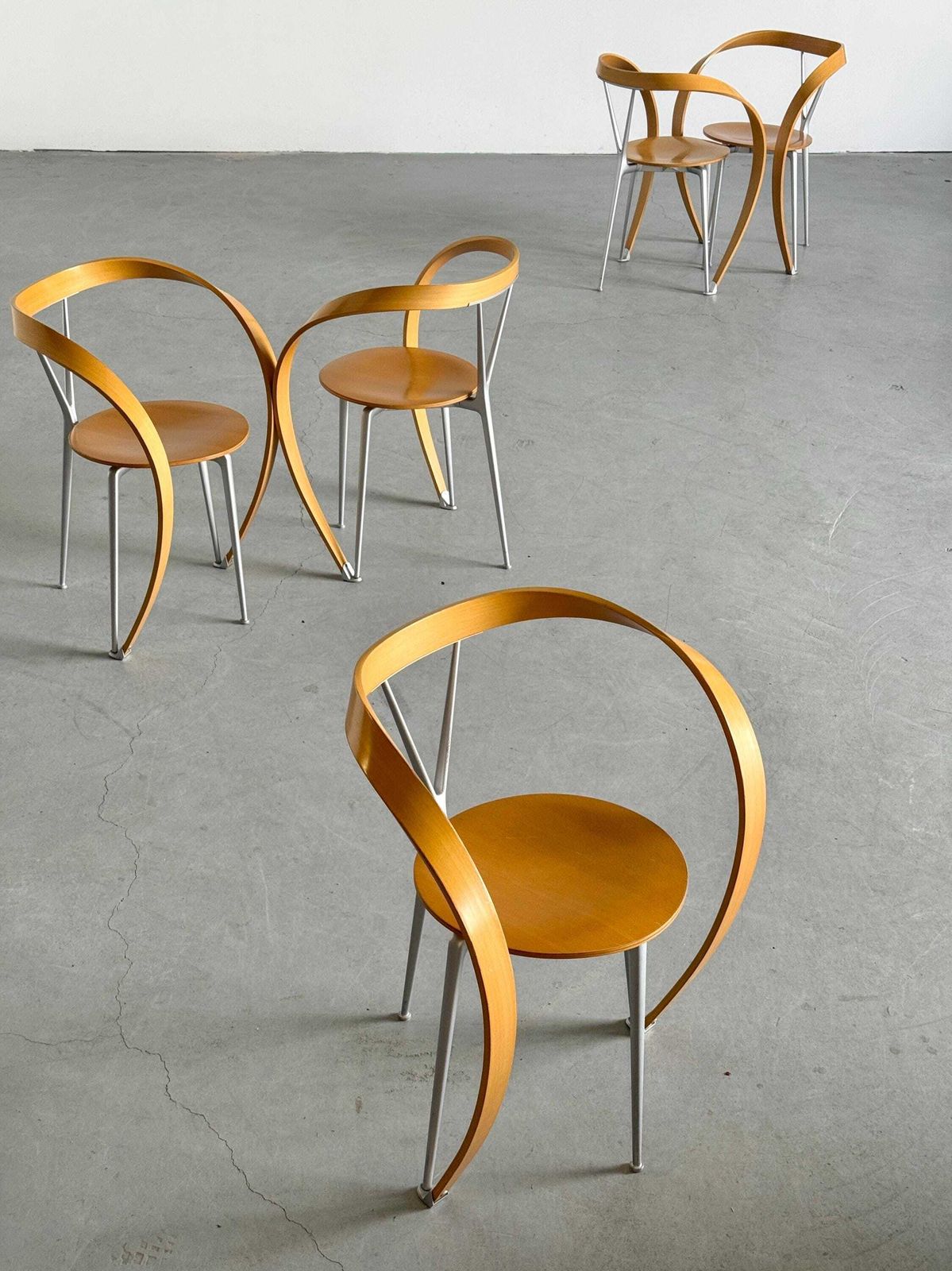 1 Of 5 ‘Revers’ Armchair By Andrea Branzi For Cassina, Postmodern Design, 1993 Italy photo for sale
