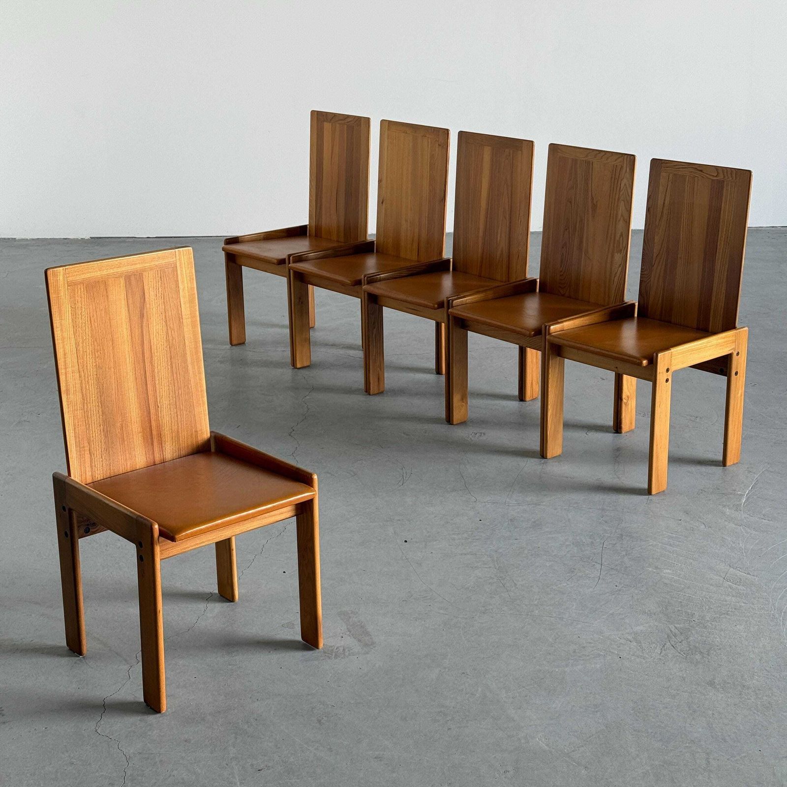 Set Of 6 Elegant Dining Chairs In Elm And Leather By Romanutti, 1970s