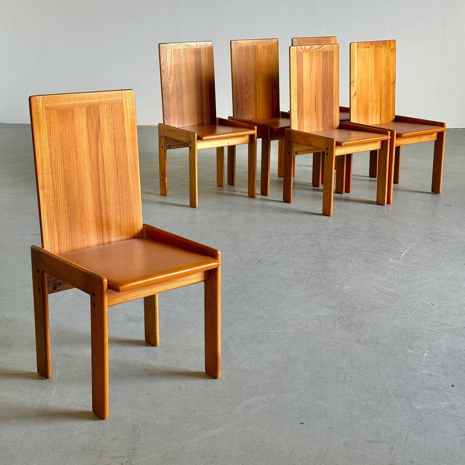 Set Of 6 Elegant Dining Chairs In Elm And Leather By Romanutti, 1970s photo for sale