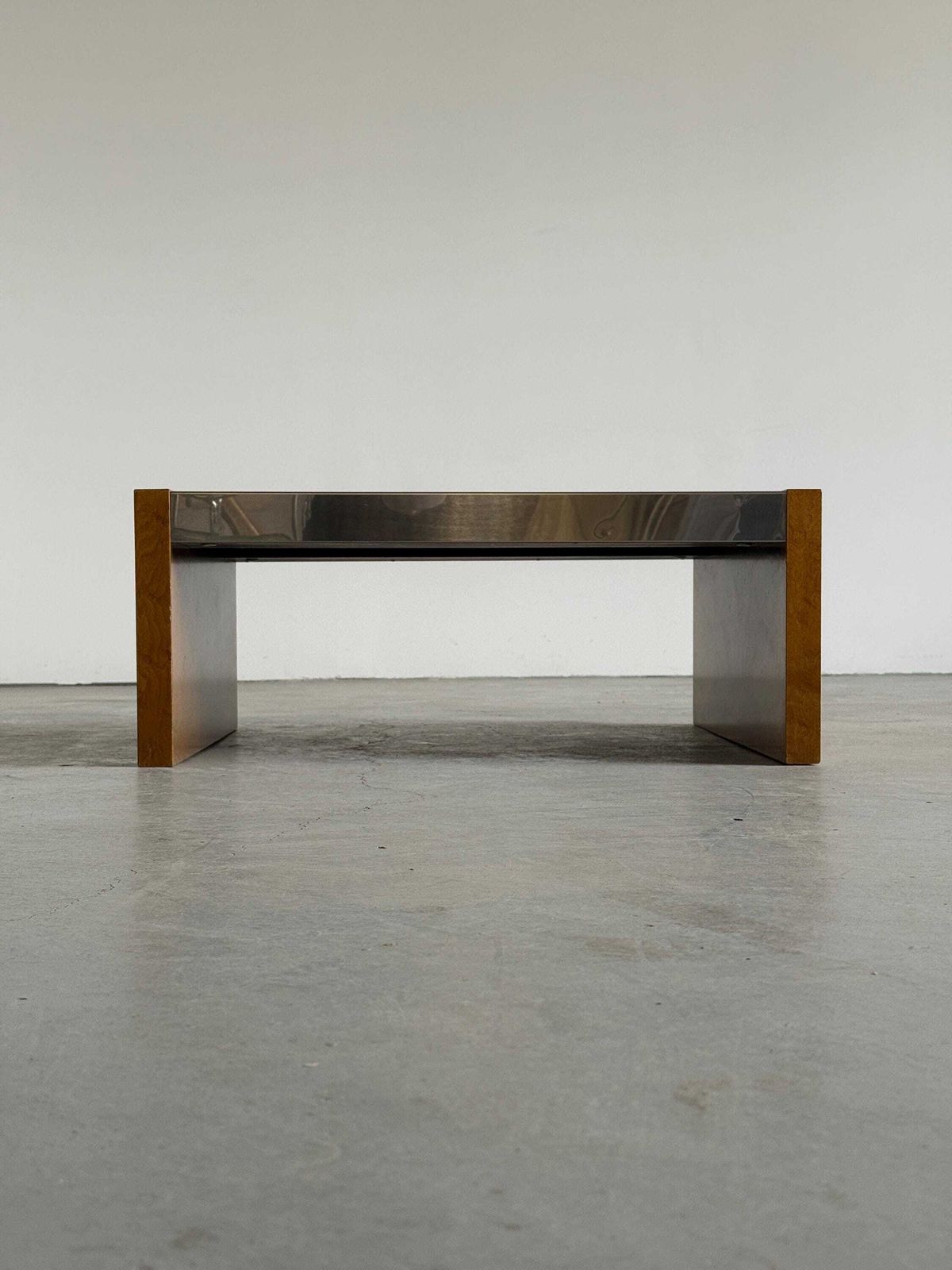 Italian Modernist Burlwood Mirrored Coffee Table, 1970s photo 1086.0