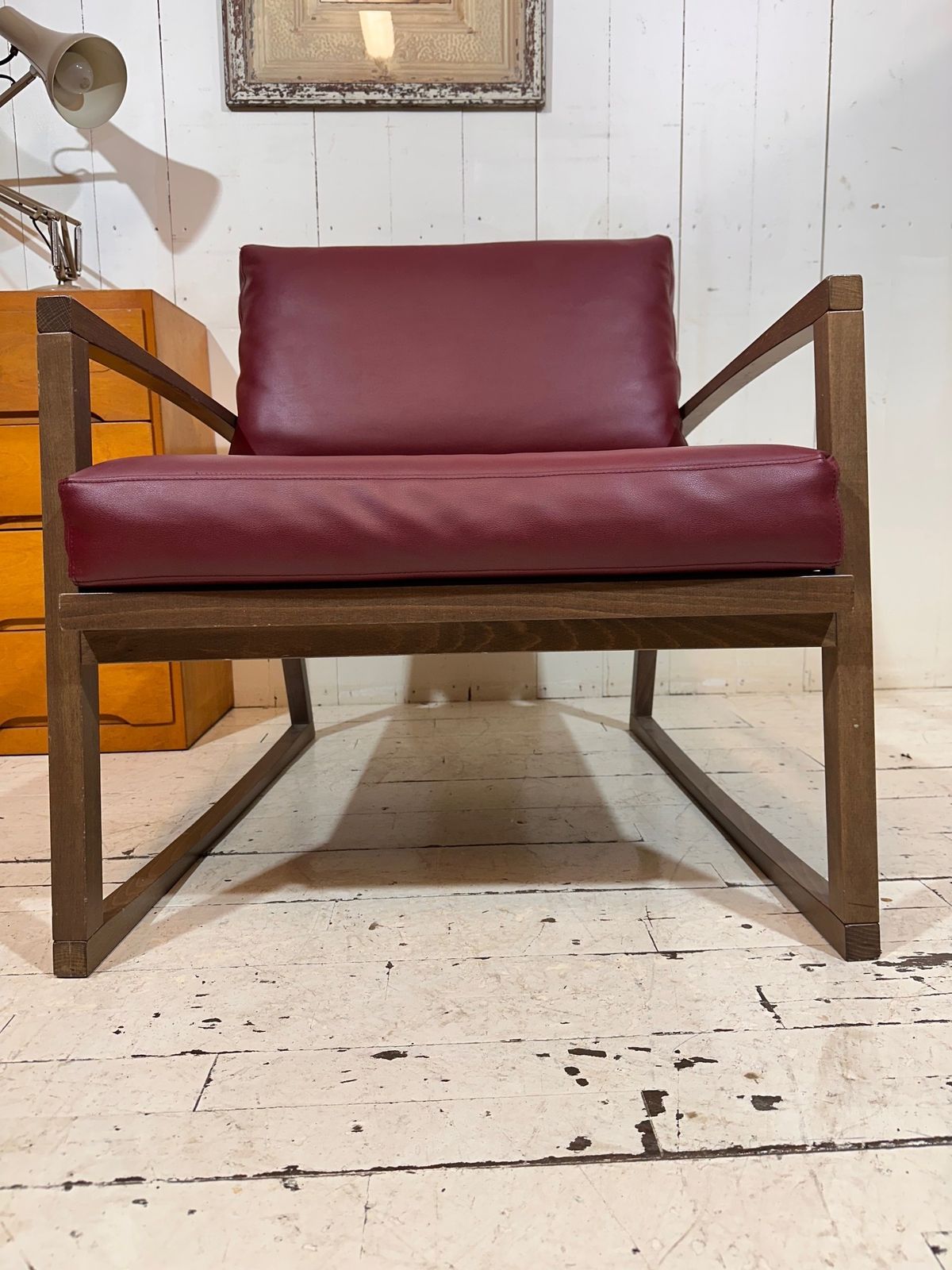 Retro Red Leather Varese Armchair By Andy Thornton photo vinterior
