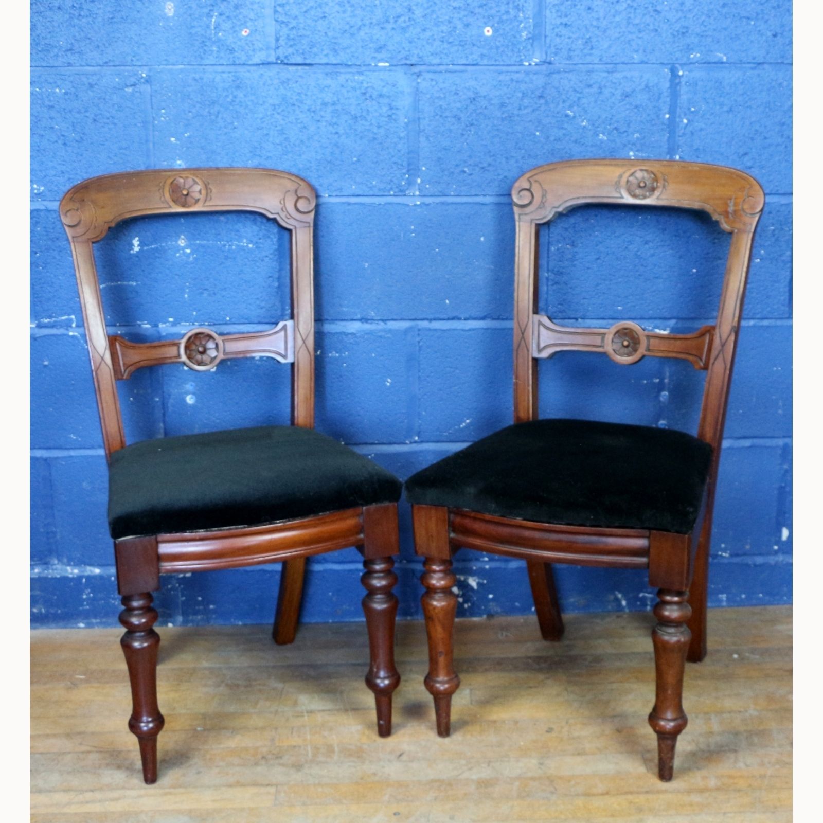 A Set Of Six Victorian Carved Mahogany Balloon Back Dining Chairs Black Velvet Seats photo furniture