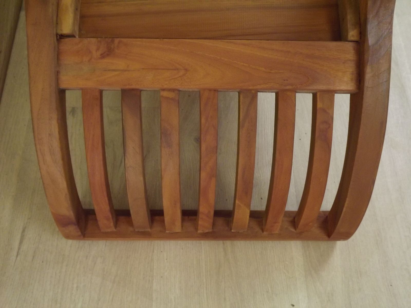 photo buy Tabouret curule en bois massif, siège à lattes courbées, mid-century modern