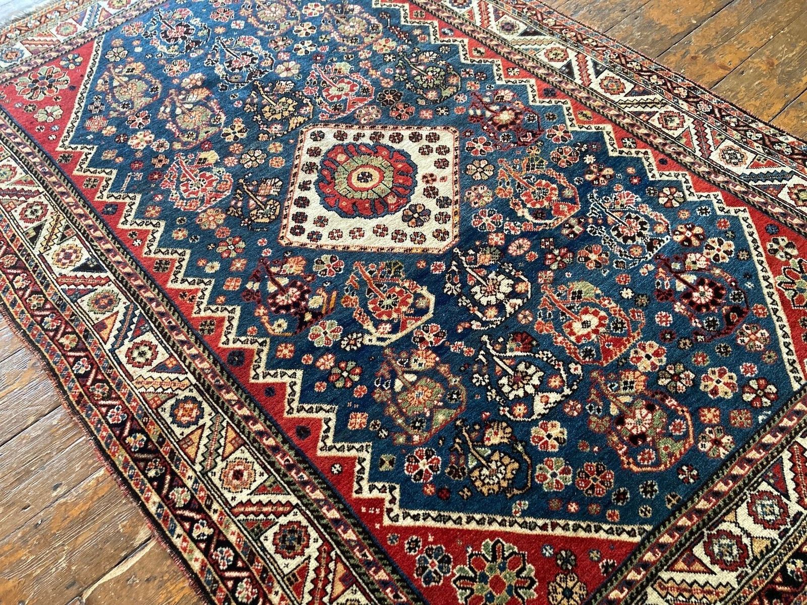 Antique Qashqai Rug 1.86m X 1.27m photo 2900.0