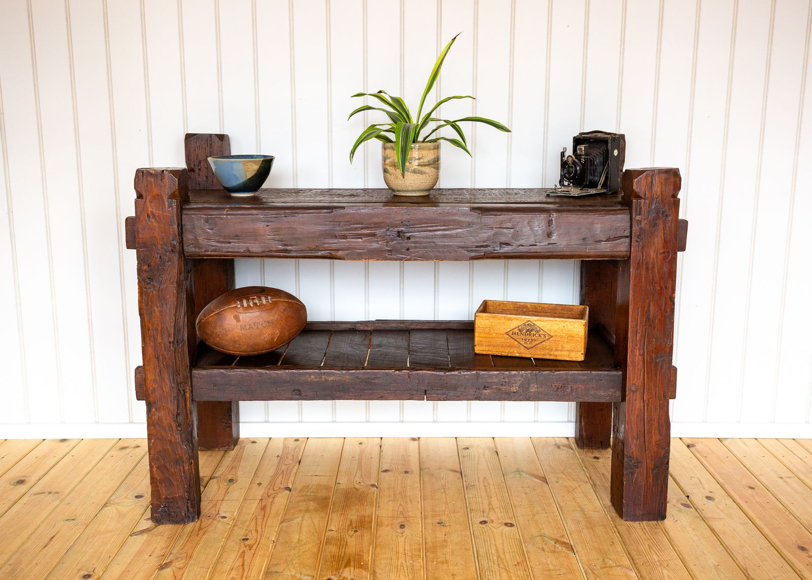 Antique Shelving Media Unit Display Stand Consol.E Primitive Brutalist Craftsman Rusti.C Artisan Buffet Serving Bar Provincial French photo furniture