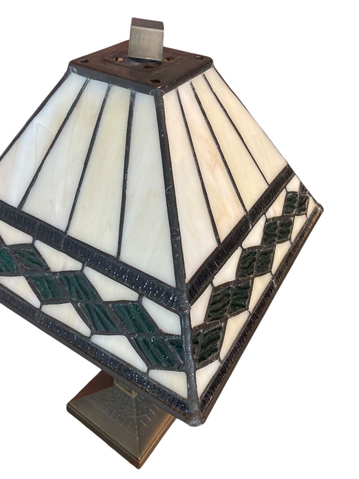 Art Deco Style Table Lamp In The Manor Of Tiffany photo 180.0