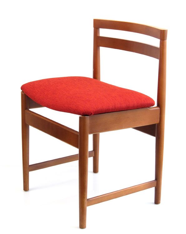 Deense Vintage Mid Century Eetkamerstoelen Rode Bekleding