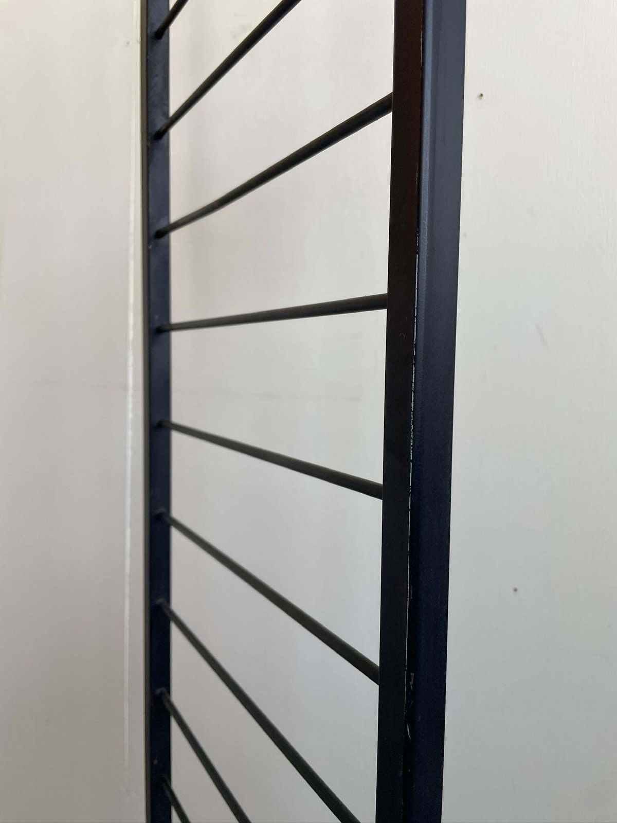 200cm X 35cm Black Staples Ladderax Ladder 2 Feet Room Divider photo 120.0