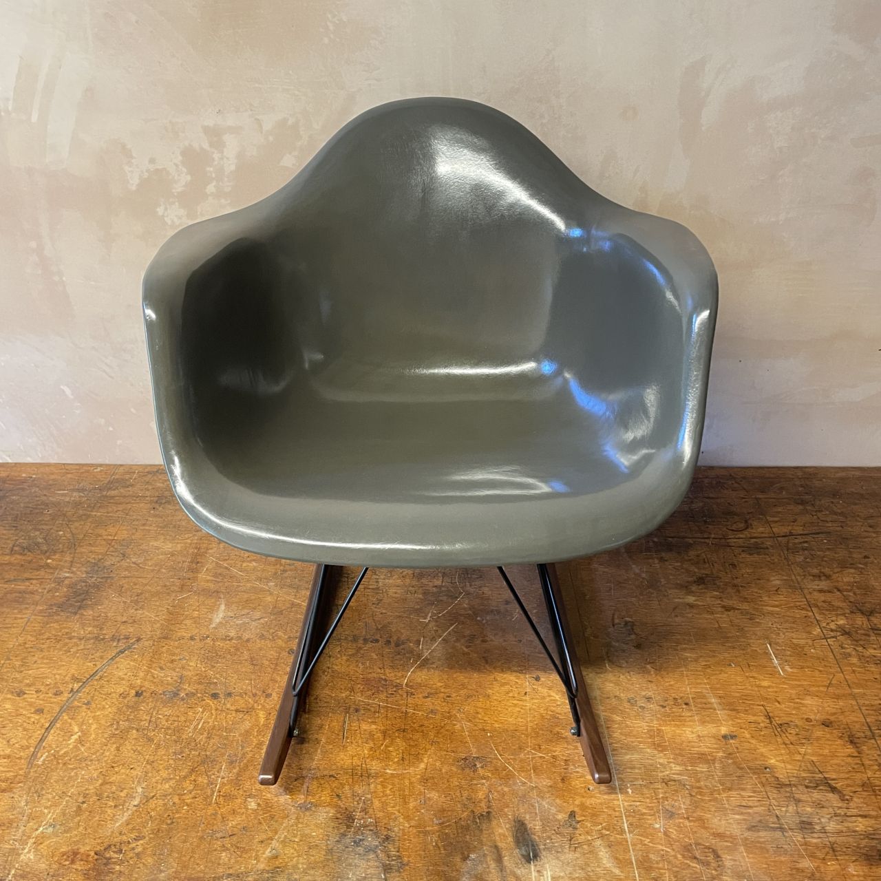 Eames Herman Miller Rar Rocking Chair In Elephant Grey photo for sale