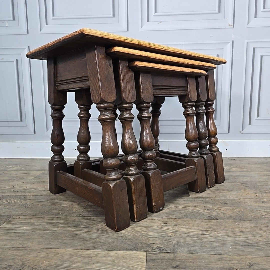 Vintage Nest Of Tables Old Charm Solid Oak Wood Bros – Wooden Jointing Side photo 170.0