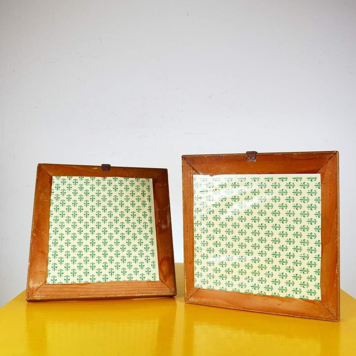 photo furniture Schilderijen van Raffaello Sorbi, 2 stuks