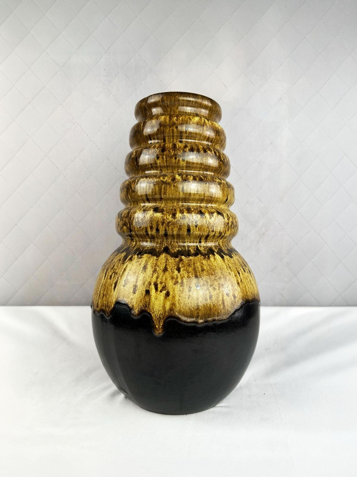 Large Vintage Scheurich West German Fat Lava Vase #269 40 Circa 1970 photo for sale